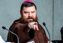catholic-bishop-in-iceland-appeals-for-lifting-of-10-person-mass-limit