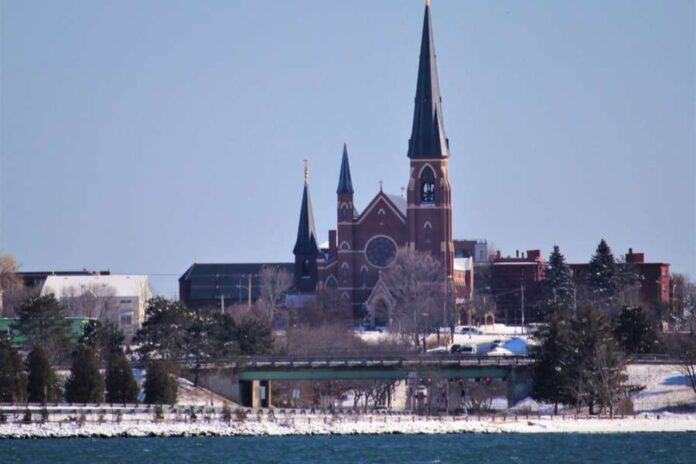 maine-diocese:-new-restrictions-on-churches-‘unacceptable’