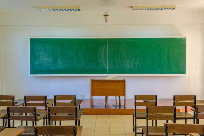 arlington-diocese-seeks-150-new-teachers-as-catholic-school-wait-list-grows