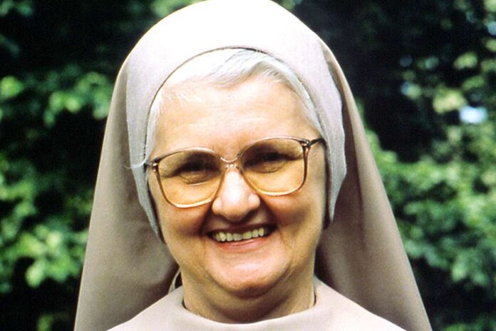‘the-shenanigans’-at-mother-angelica’s-first-vows