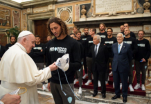 pope-francis:-the-biggest-defeat-for-an-athlete-is-to-not-play-as-a-team