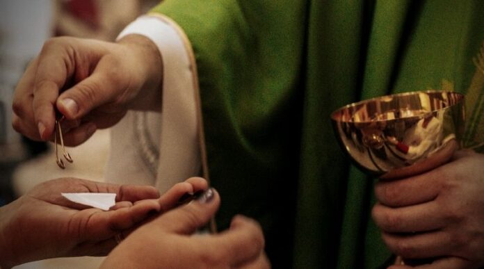 german-bishop:-protestants-can-receive-eucharist
