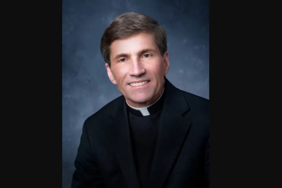 pope-francis-appoints-new-bishop-of-president-biden’s-home-diocese