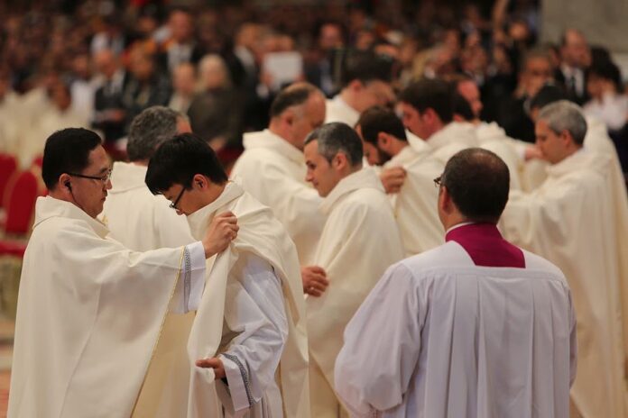 how-priests-prepare-to-say-mass