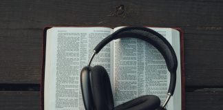hit-catholic-bible-podcast-to-launch-in-spanish-in-2022