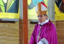 paris-archbishop-asks-pope-francis-to-decide-his-future