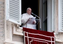 pope-francis:-life’s-essential-ingredient-is-prayer