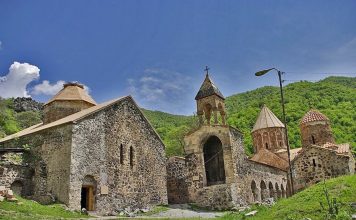human-rights-activist-asks-unesco-to-ensure-protection-of-nagorno-karabakh’s-historic-christian-sites