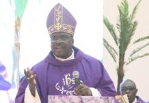 nigeria-church-massacre:-at-funeral,-bishop-urges-christians-to-‘refuse-to-be-crushed-by-the-tragedy’