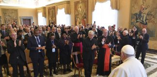 pope-francis:-technological-development-must-promote-the-human-being