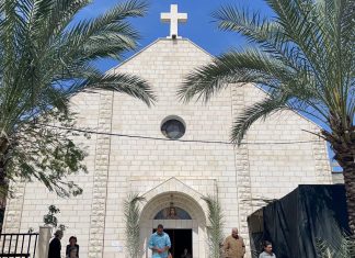 catholics-in-gaza-are-burying-dead-in-muslim-cemeteries