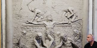 catholic-sculptor-readies-monumental-stations-of-the-cross-in-orlando,-florida